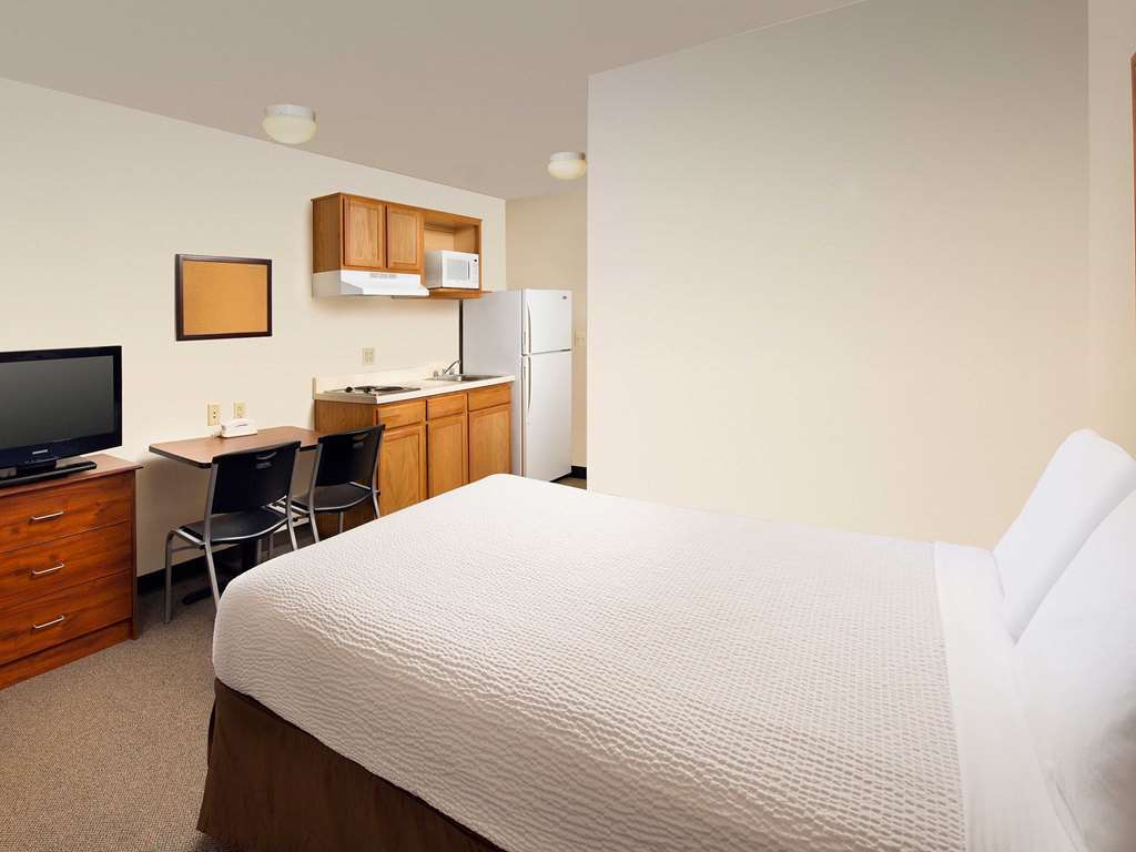 Woodspring Suites Houston I-45 Airtex Стая снимка
